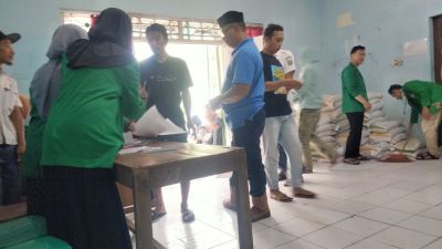 Penyaluran Beras Bulog kepada KPM 